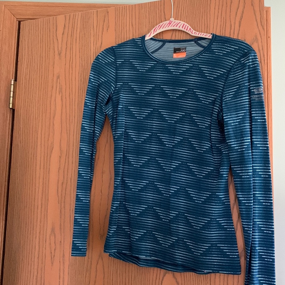 Icebreaker base layer top